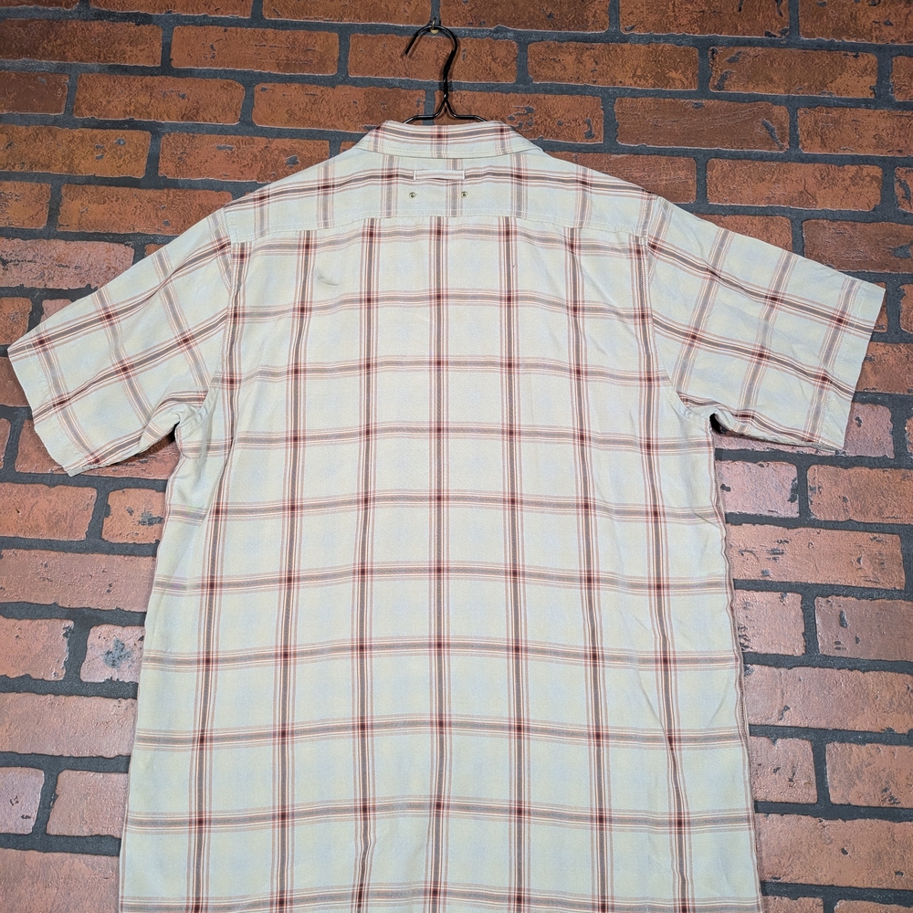 North Face Men's Plaid Short Sleeve Shirt - Picture 8 of 11